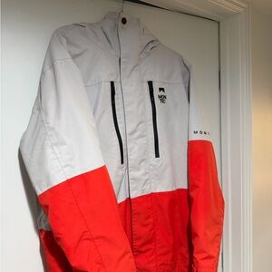 MONTEC Men's Fawk Snowboard Jacket. Light Grey/Red. Size L.
